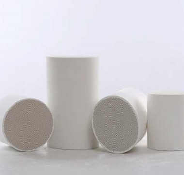 Céramique poreuse, Catalyseur de gaz, Céramique en nid d'abeille — BTS Engineering