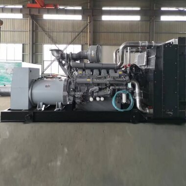 Przemysłowy generator diesla XHYP-1800GF z ATS, silnik Perkins 2250kVA, 1800kW, 380V/50HZ typ zamknięty — BTS Engineering