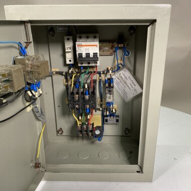 Panneau de commande de pompe, 3 kW — BTS Engineering