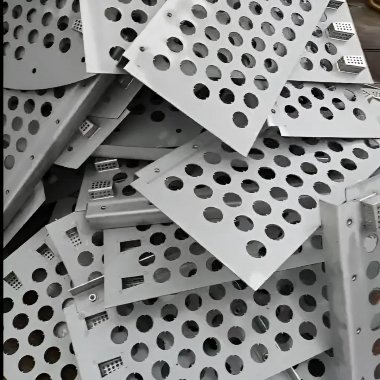 Тарелка клапанная колонна 1500 мм, толщина 3 мм, клапан 2 мм, H - 250 мм, AISI 321 — BTS Engineering