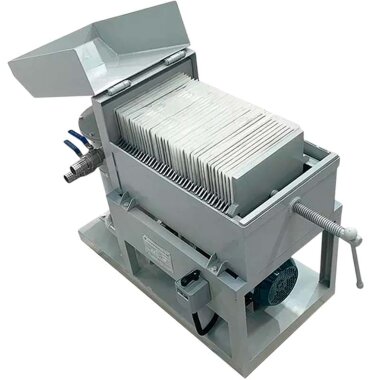 Filtre à pression à plaque en acier au carbone pour la purification de l'huile moteur PL-120 &mdash; BTS Engineering