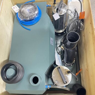 Abwasserhebeanlage mit zwei Pumpen und Bedienfeld AIZL-1500W Double, 30/13, 1,5 kW, 220V, 2800 U/min &mdash; BTS Engineering