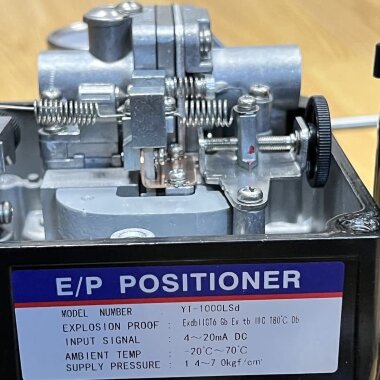 DN25 Pneumatycznie sterowany zawór regulacyjny 10P11Y-DNx2516Z-L112C-C (korpus CF8, gniazdo SS304) z pozycjonerem YT-1000, wejście 4-20 mA, Ex &mdash; BTS Engineering