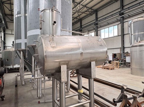 Récipients de mesure de 1re classe pour le vin, l'alcool et les solutions hydroalcooliques